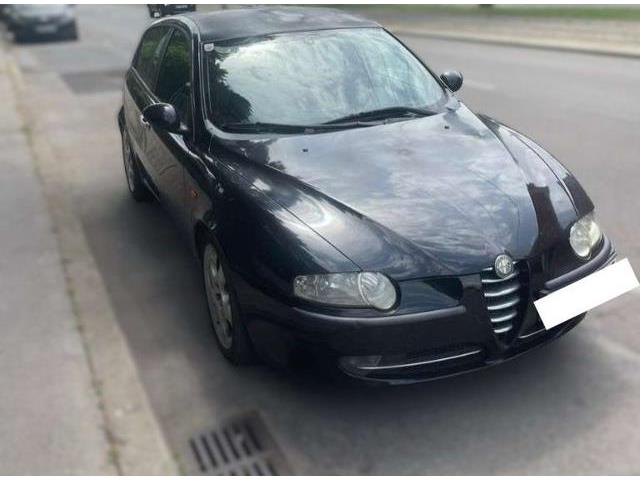 ALFA ROMEO 147 1.9 JTD (115 CV)