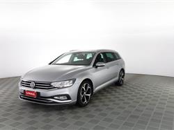 VOLKSWAGEN PASSAT Variant 1.6 TDI DSG Business BlueMotion Tec