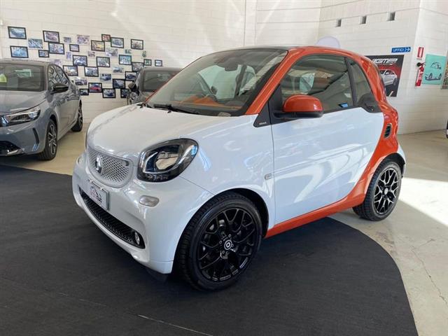 SMART FORTWO 1000 52 kW coupé passion