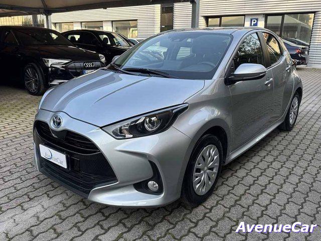 TOYOTA YARIS 1.5h Active  TELECAMERA UNICO PROPRIETARIO IVA ESP