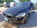 VOLVO V40 D2 R-design