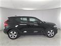 VOLVO XC40 D3 AWD Geartronic Momentum Pro