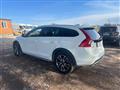 VOLVO V60 CROSS COUNTRY D3 Geartronic Business Plus