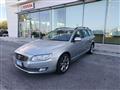 VOLVO V70 D5 Momentum