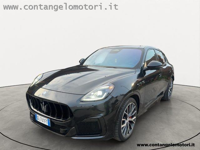 MASERATI GRECALE V6 530 CV Trofeo