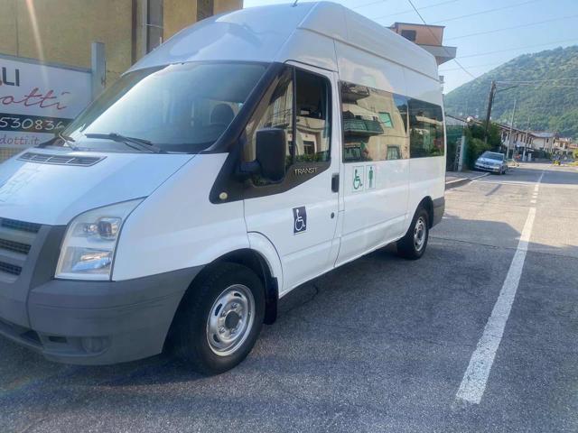 FORD TRANSIT 350L 2.4 TDCi/115 PL DISABILI PEDANE