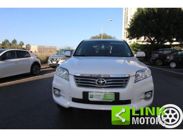 TOYOTA RAV4 2.2 D-4D 150 CV DPF Exclusive