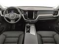 VOLVO XC60 B4 (d) automatico Core  - Autocarro