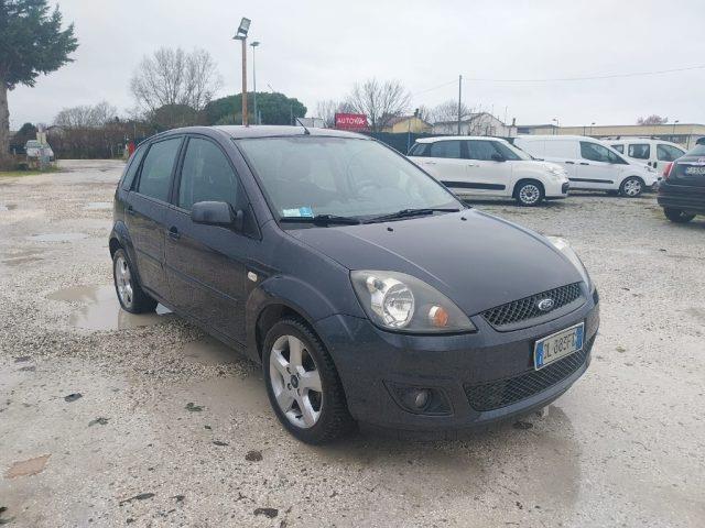 FORD FIESTA 1.2 16V 5p. Ghia PER NEOPATENTATI