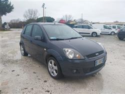 FORD FIESTA 1.2 16V 5p. Ghia PER NEOPATENTATI