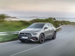 MERCEDES CLASSE GLA 200 d Sport Plus 4matic auto