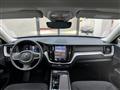 VOLVO XC60 B4 (d) AWD automatico Momentum