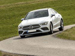 MERCEDES CLASSE CLA COUPE sse C C 220 D SW Premium auto AUTOCARRO