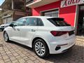 AUDI A3 SPORTBACK SPB 30 g-tron S tronic Business Advanced