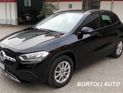 MERCEDES CLASSE GLA d 35.000 KM AUTOMATICA BUSINESS