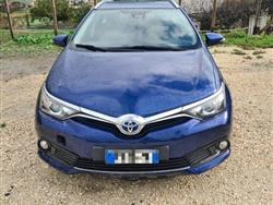 TOYOTA AURIS 1.8 Hybrid Business