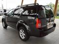 NISSAN PATHFINDER 2.5 dCi LE