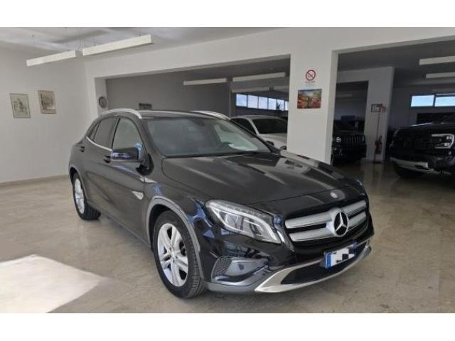 MERCEDES CLASSE GLA 2.0 d 136 CV Sport