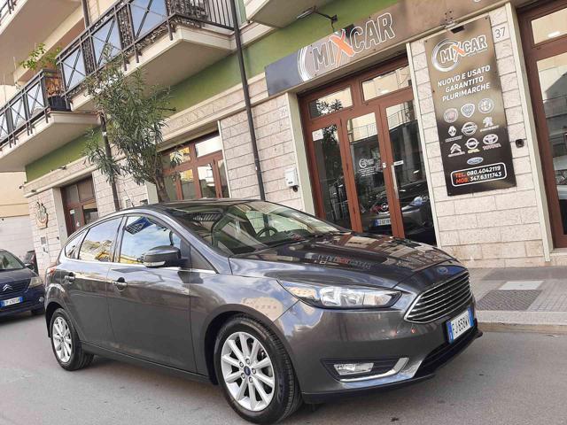 FORD FOCUS 1.5 TDCi 120CV BERLINA Titanium