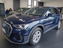 AUDI Q3 40 TDI quattro S tronic Business