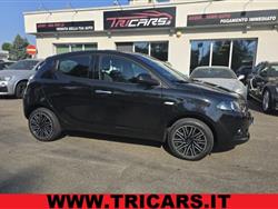 LANCIA YPSILON 1.0 Hybrid Gold NEOPATENTATI PERMUTE