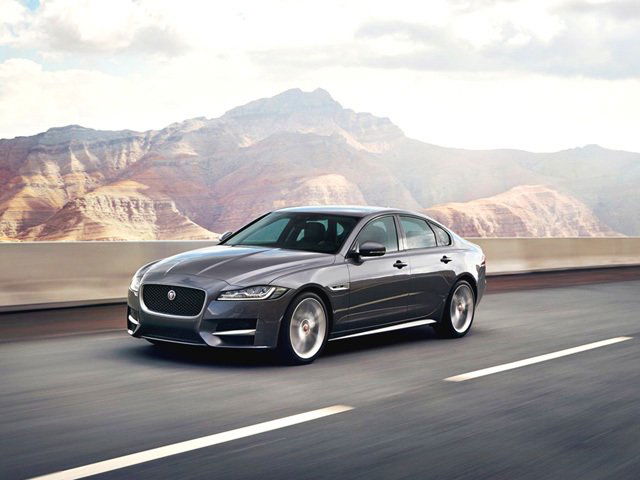 JAGUAR XF 2.0 D 180 CV AWD aut. R-Sport