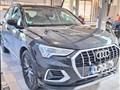 AUDI Q3 35 TDI Business Advanced