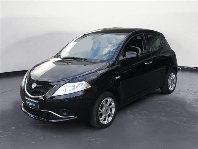 LANCIA YPSILON 1.2 69 CV 5 porte Platinum