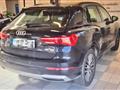 AUDI Q3 35 TDI Business Advanced