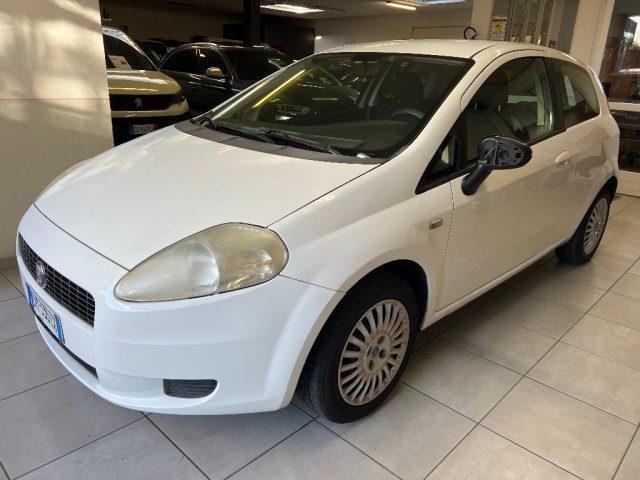 FIAT GRANDE PUNTO 1.2 3 porte Active PER NEOPATENTATI