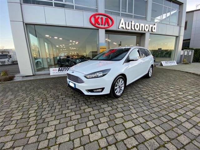 FORD FOCUS 1.6 120 CV GPL SW Titanium