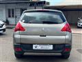 PEUGEOT 3008 1.6 e-HDi 112CV cambio robotizzato S.&S. Business