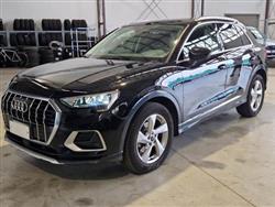 AUDI Q3 35 TDI S tronic Business Advanced