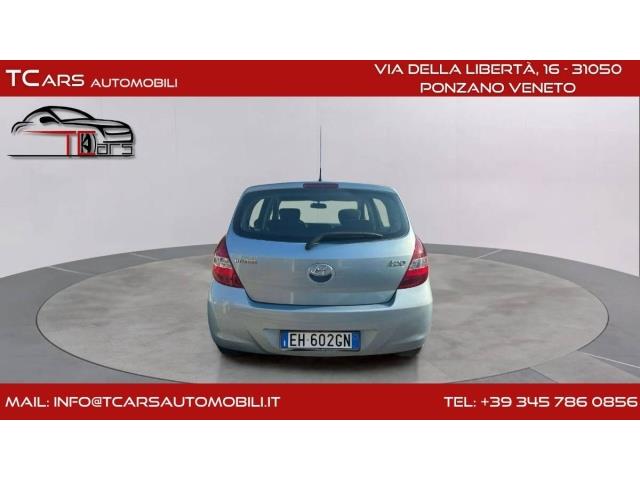 HYUNDAI i20 1.2 5 PORTE NEOPATENTATI