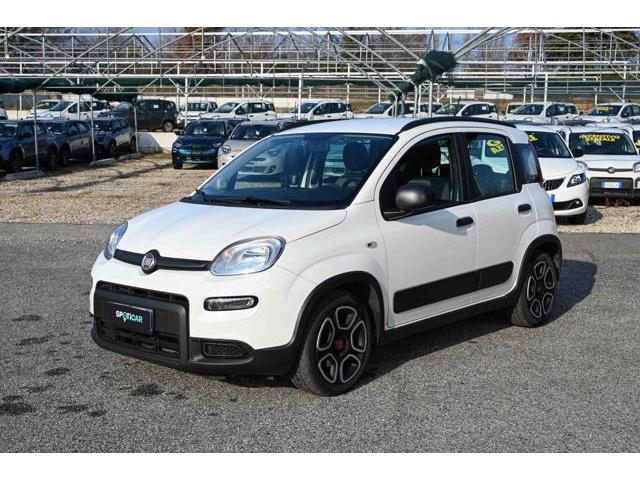 FIAT PANDA 1.0 FireFly S&S Hybrid City Cross