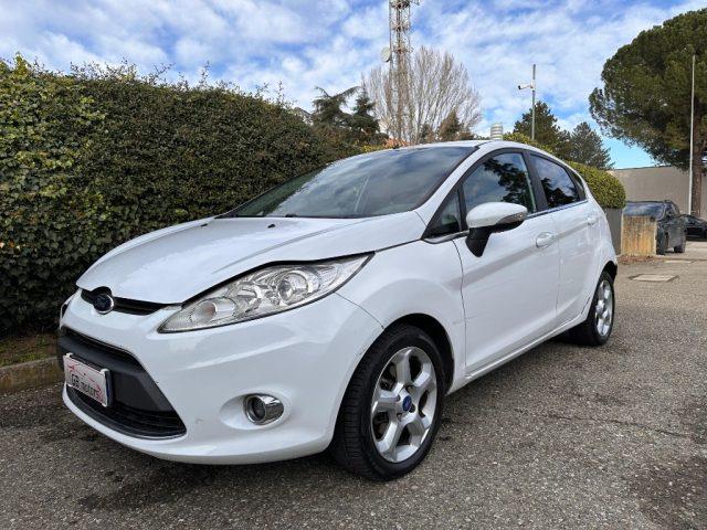 FORD FIESTA 1.4 TDCi 70CV 5 porte Titanium NEOPATENTATI - 15