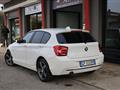 BMW SERIE 1 i 5Porte Sport Automatica C.L 17" Cruise Tel+USB