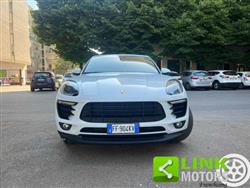 PORSCHE MACAN 2.0