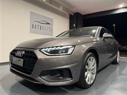 AUDI A4 45 TDI quattro BERLINA S-line Interno