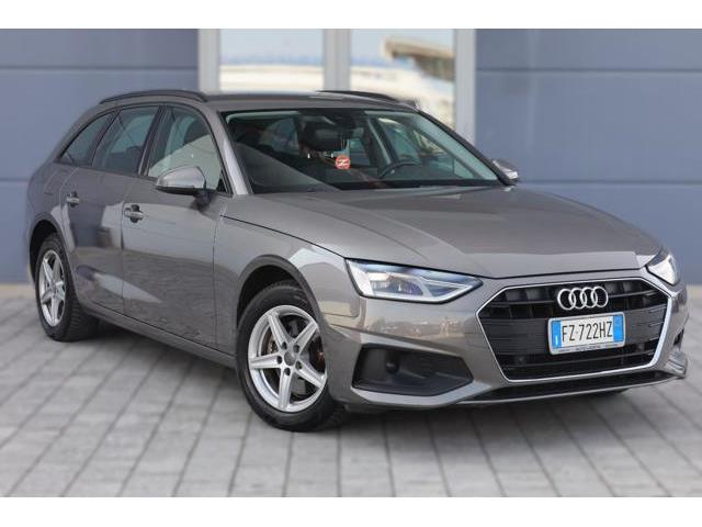 AUDI A4 AVANT Avant 30 TDI 136 CV S tronic Business