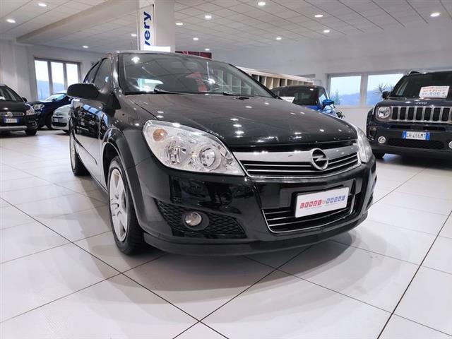 OPEL ASTRA 1.7 CDTI 110CV 5 porte Cosmo