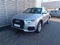 AUDI Q3 2.0 TDI 120 CV Business