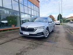 SKODA OCTAVIA WAGON 2.0 TDI EVO SCR DSG Wagon Executive