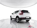 VOLVO XC40 T2 Geartronic Momentum Pro