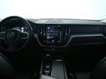 VOLVO XC60 B4 (d) AWD Geartronic Momentum Int. Pelle