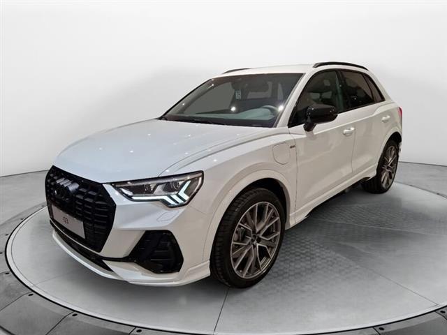 AUDI Q3 IDENTITY BLACK 45 TFSI E S TRONIC MY 24 245CV