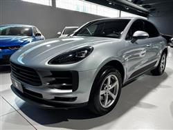PORSCHE MACAN 2.0