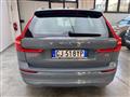 VOLVO XC60 B4 (d) AWD automatico Momentum