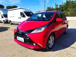 TOYOTA AYGO 1.0cc X-PLAY 69cv OK NEOPATENTATI RETROCAMERA