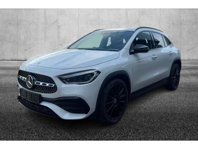 MERCEDES CLASSE GLA d Automatic Premium